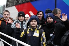 Первая в 2022 году группа детей из ЛНР отправилась в подмосковный лагерь "Снегири"