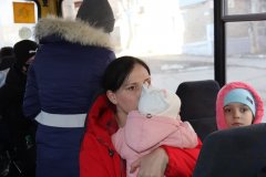 Идет эвакуация из Новосветловки и Пархоменко