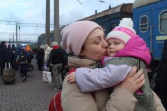 В Алчевске и Лутугинском районе отправлены автобусы с людьми в РФ.