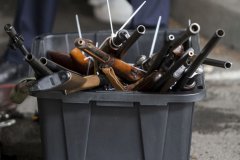 Добровольная сдача оружия освобождает от уголовной ответственности