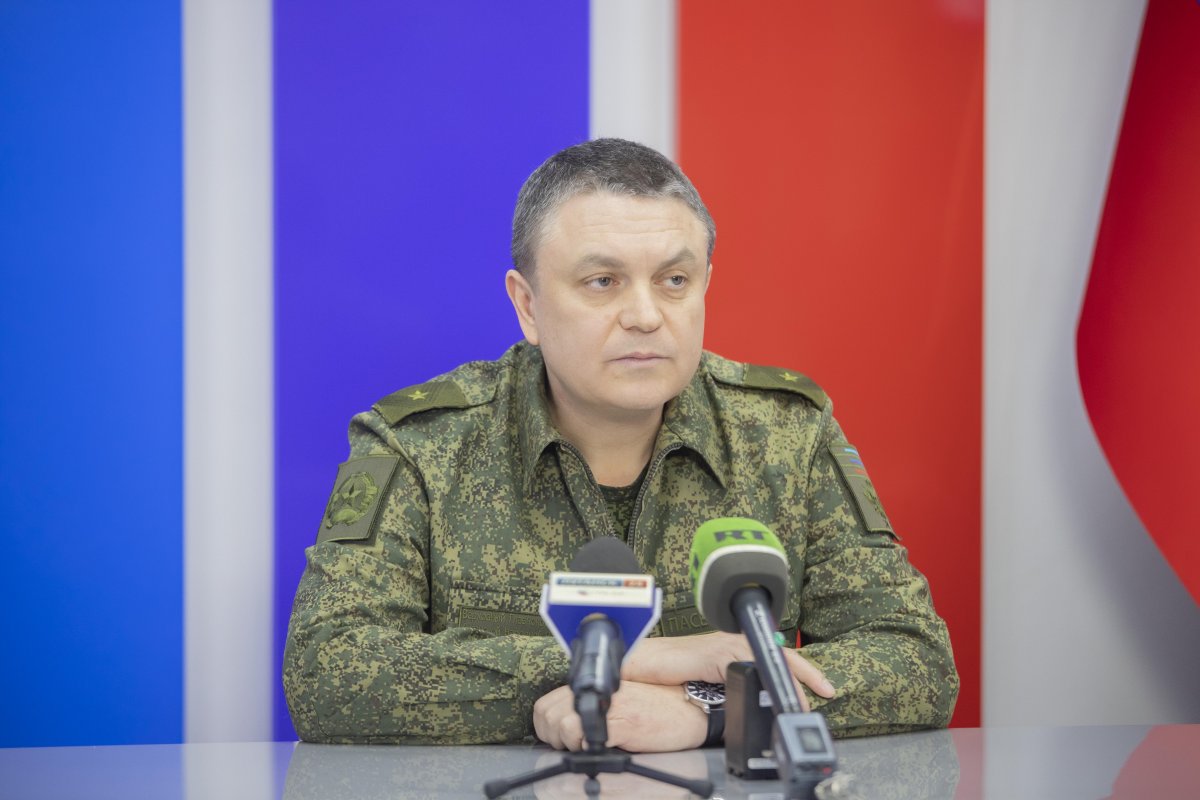 Глава Республики Леонид Пасечник своим указом поручил обеспечить сохранение рабочих мест и заработной платы мобилизованных жителей Республики