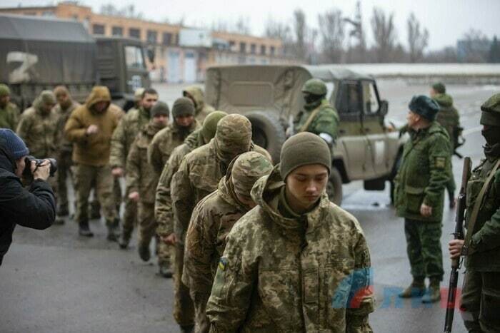 Украинские военнослужащие переходят на сторону Республики