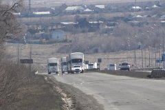 Очередной конвой МЧС России доставил в Луганск продукты питания