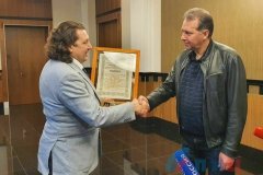 Представители "Уралвагонзавода" ознакомились с производством Алчевского меткомбината