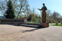 Активисты "Мира Луганщине" проверили состояние воинских мемориалов с Вечным огнем в ЛНР