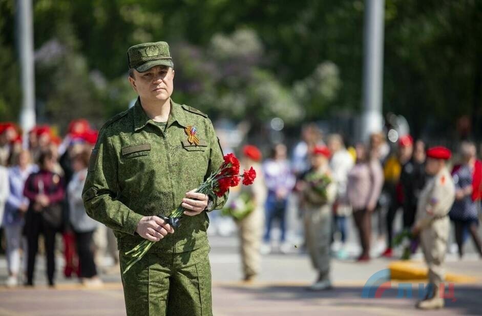 Глава ЛНР почтил память погибших в годы Великой Отечественной войны