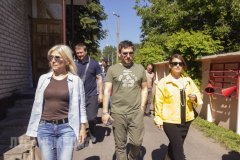 Звезды российской эстрады посетили республиканский дом ребенка