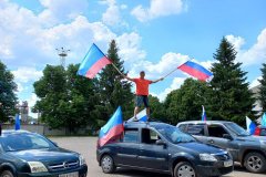 В Троицком состоялся автопробег, посвященный празднованию Дня России