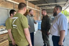 Депутат Госдумы доставил в ЛНР почти 40 тонн предметов первой необходимости и продуктов