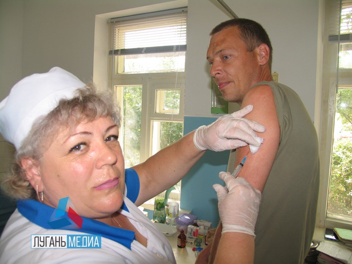 В Лутугинском районе возобновлена вакцинация от COVID-19