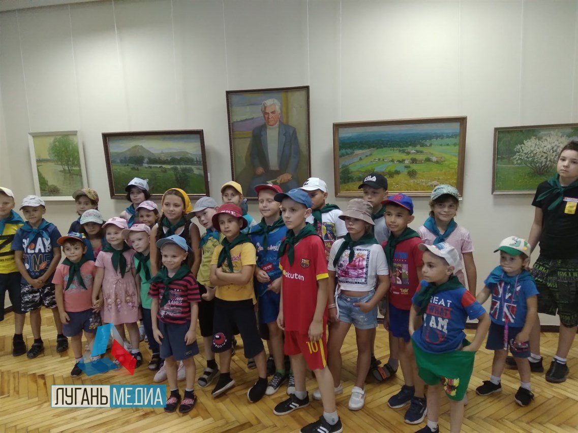 Юбилейная выставка художника-фронтовика Александра Махукова проходит в Галерее искусств Луганского художественного музея