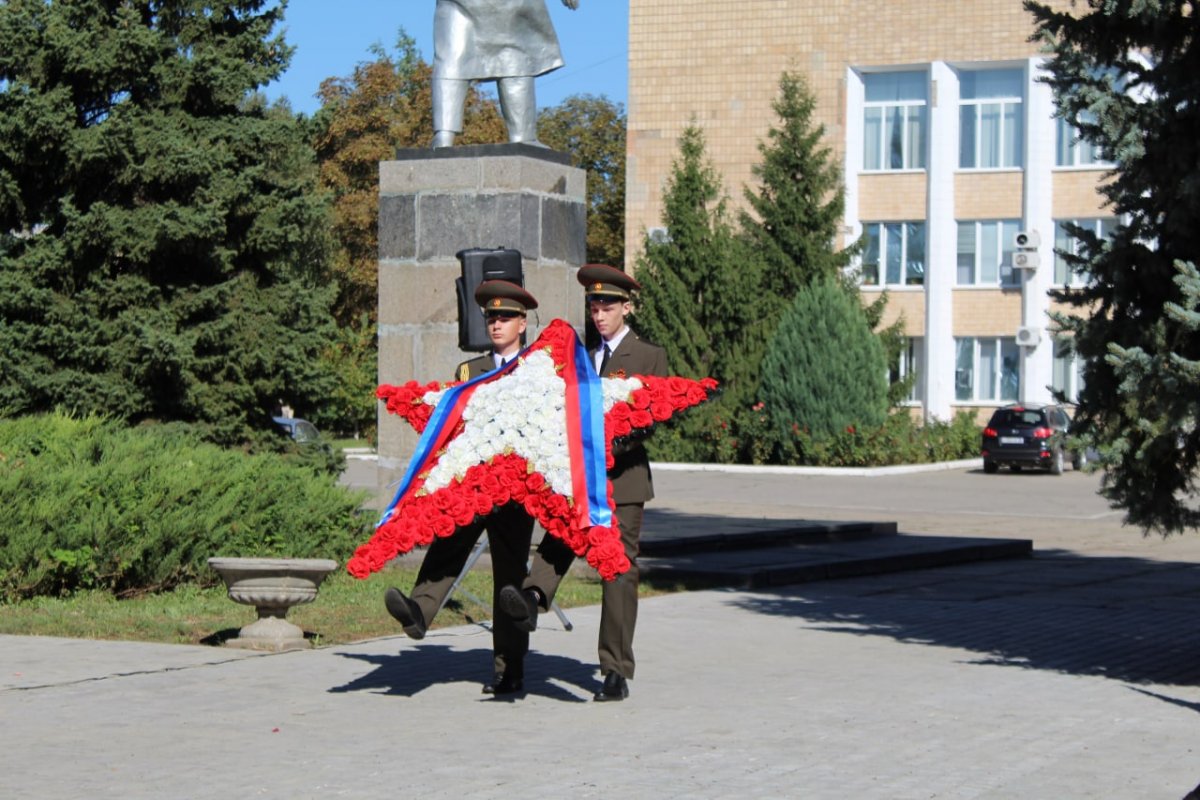 Митинг посвященный дню освобождения Славяносербского  района от немецко-фашистских захватчиков, состоялся в Славяносербске