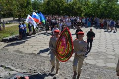 Сегодня у мемориала "Землякам нашим, за Родину павшим…" состоялся митинг, посвященный 79-й годовщине освобождения Брянки от немецко-фашистских захватчиков.