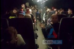 Свыше 90 школьников из Кировска отправились на отдых в детский оздоровительный центр «Алые паруса»