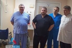 В рамках оказания шефской помощи медицинским сотрудникам в Беловодском районе с 11 августа работает врачебная бригада новосибирской больницы № 25: два хирурга, анестезиолог-реаниматолог и акушер-гинеколог