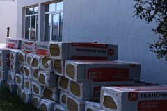 В Старобельском районе с участием шефов, а именно города-героя Севастополь производятся ремонтные работы детских садов № 8 и № 11