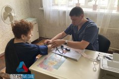 Башкирские медики продолжают оказывать помощь жителям Красного Луча