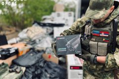 Представители Народного фронта доставили на передовую оперативной группе «Дельта» Народной милиции ЛНР гуманитарный сбор, закупленный на средства, собранные в рамках проекта «Всё для победы!»
