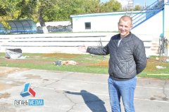 В Перевальске продолжаются работы на стадионе «Шахтер»
