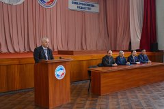 В Луганске в Доме профсоюзов Республики состоялось торжественное собрание, посвященное Дню машиностроителя