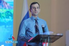 Луганский журналист Дмитрий Крымов рассказал, что работал на множестве самых разных мероприятий. Но сегодняшний день для него особенный.
