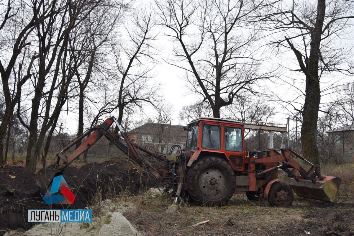 В городе Петровское завершается реконструкция канализационного коллектора