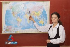 Учитель истории луганской школы №40 имени В.М. Комарова Ольга Свинарчук подала заявку для участия в конкурсе «Лидеры возрождения. Луганская Народная Республика»