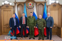 Леонид Пасечник провел рабочую встречу с представителями Организационного комитета Федерального Народного Совета