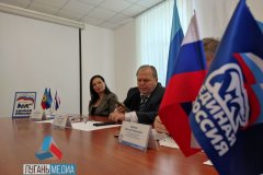 Представители министерств ЛНР начали проводит встречи с гражданами в приемной «Единой России»