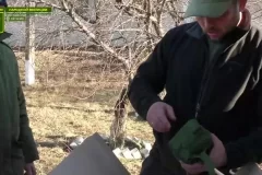 При поддержке управления 2 АК ЛНР благотворительный фонд «Время помогать» доставил теплые вещи и продукты питания военнослужащим