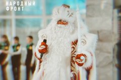 Новогодние ёлки от «Лиги Героев» при поддержке Народного Фронта прошли в городах ЛНР