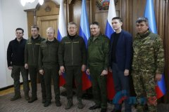 В Луганске состоялась встреча Главы Республики Башкортостан Радия Хабирова с врио Главы ЛНР Леонидом Пасечником