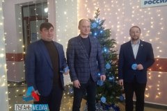 Руководство Министерства культуры, спорта и молодежи ЛНР приняло участие во Всероссийской благотворительной акции «Елка желаний»
