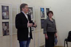 Выставка «Живите так, как вас ведет звезда» открылась в Старобельском краеведческом музее