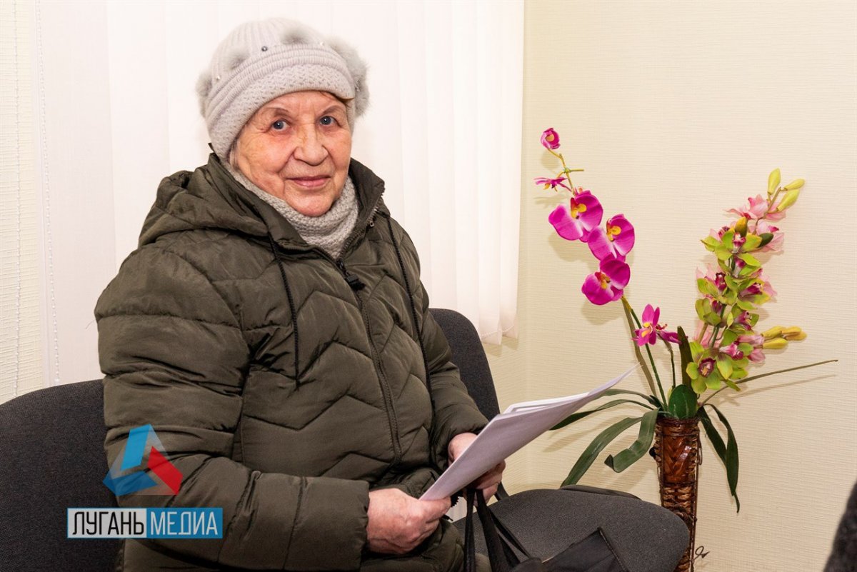 В Станично-Луганском районе начался прием заявлений на перерасчет пенсий