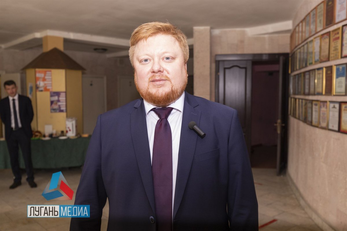 Иван Кусов рассказал о главных нововведениях в сфере образования и науки ЛНР