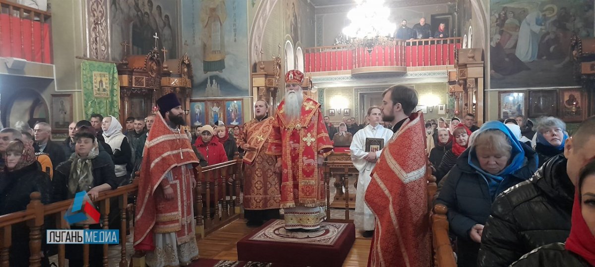 Пасхальное богослужение в городе Ровеньки