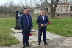 В Станице Луганской прошел митинг посвященный  «Русской весне»