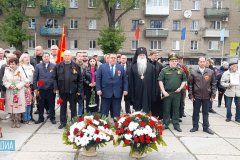 В городе Ровеньки состоялась торжественная церемония возложения цветов