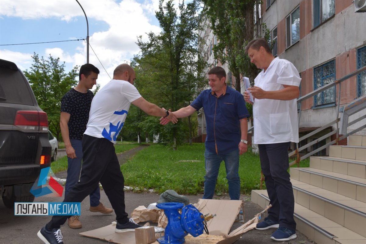 12 июля состоялся визит главы города Вологды, секретаря Вологодского городского отделения партии «Единая Россия» Юрия Сапожникова в Алчевск