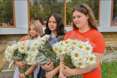 Акция «Символ любви» в честь Дня семьи, любви и верности прошла в Луганске