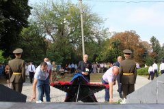 В Славяносербске состоялся митинг по случаю 80-летия освобождения Славяносербщины от немецко-фашистских захватчиков