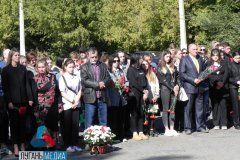 В Перевальске прошел митинг в память о жертвах удара со стороны украинских силовиков по ГБОУ СПО ЛНР «Перевальский колледж»