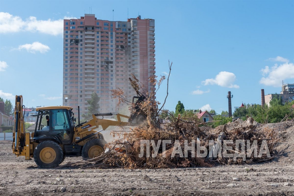 Застройщик приступил к возведению ЖК «Дружба» в центре Луганска