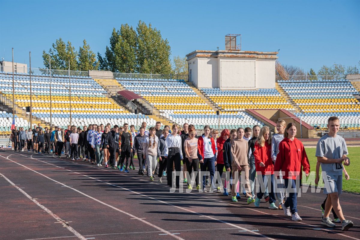 В Луганске стартовали республиканские соревнования по легкой атлетике