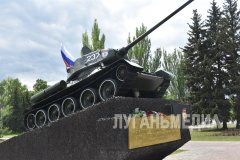 Леонид Пасечник принял участие в запуске двигателя легендарного танка Т-34