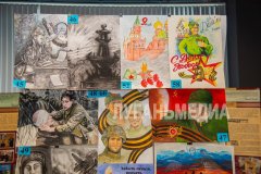 На базе луганского Дома молодежи состоялась выставка конкурсных работ