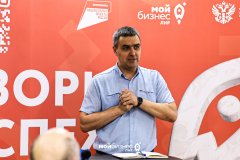 Круглый стол «Новые возможности для участников СВО» прошел в Луганске