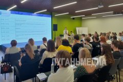 В Луганском Доме молодежи стартовала Школа социального проектирования «Проектный путь»