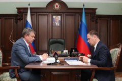 Леонид Пасечник: «Провел рабочую встречу с министром инфраструктуры и транспорта республики Альбертом Апшевым»